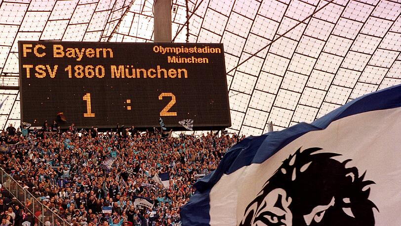 1999/2000 gelangen dem TSV 1860 erstmals beide Derbysiege gegen den FC Bayern innerhalb einer Saison.