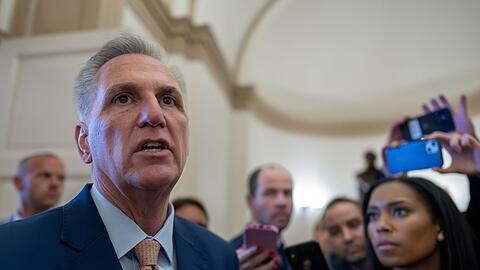 Kevin McCarthy - nach einem privaten Gespräch mit seinen republikanischen Kollegen im Kapitol.