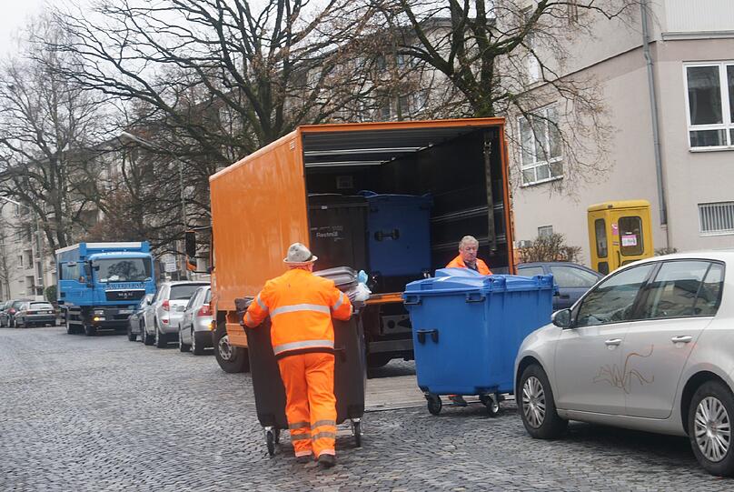 Bluttat in Sendling - die Bilder der Spurensuche am Montag