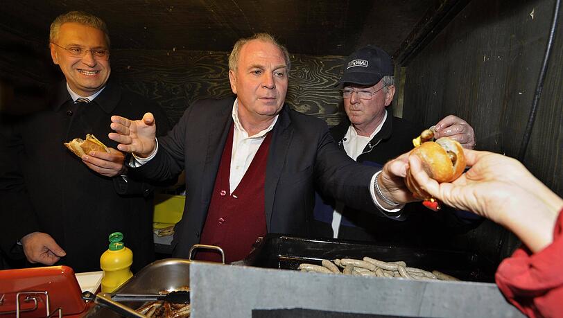 Baute ein Wurst-Imperium auf: Uli Hoeneß (M.). Baute ein Wurst-Imperium auf: Uli Hoeneß (M.).