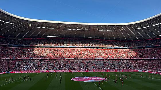 Die Allianz Arena vor Bayern gegen Dortmund.