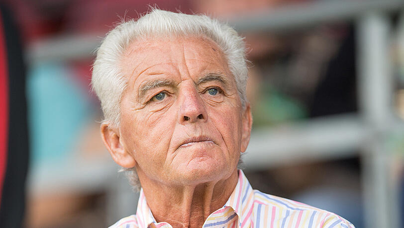 An seinem 80. Geburtstag "wird bestimmt nicht über Fußball geredet": Erich Ribbeck. An seinem 80. Geburtstag "wird bestimmt nicht über Fußball geredet": Erich Ribbeck.