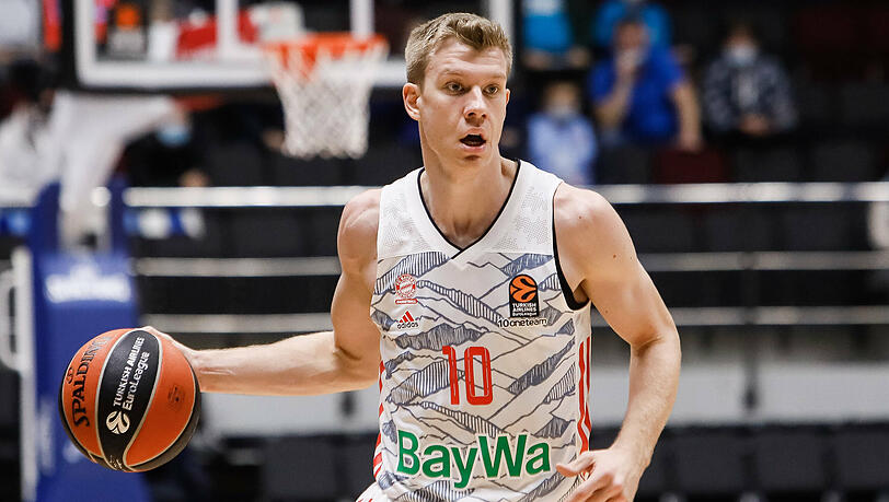 Ognjen Jaramaz konnte bis dato wegen dessen anhaltender Zwangspause noch nicht mit Vladimir Lucic zusammenspielen.