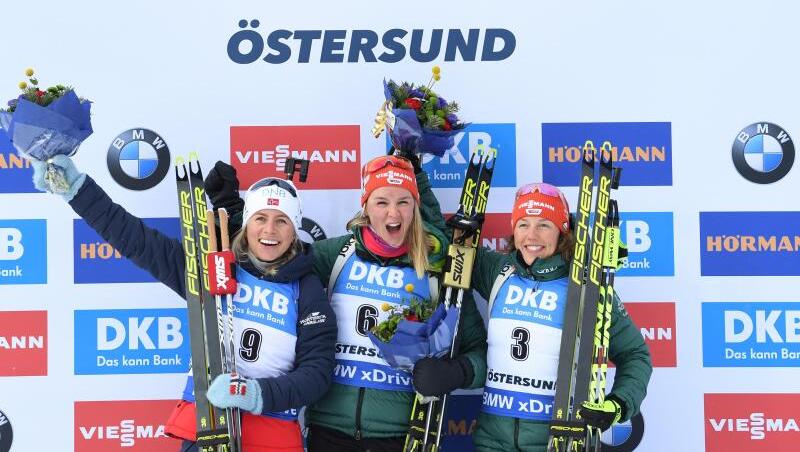 Tiril Eckhoff , Denise Herrmann und Laura Dahlmeier aus Deutschland (l-r). Tiril Eckhoff , Denise Herrmann und Laura Dahlmeier aus Deutschland (l-r).