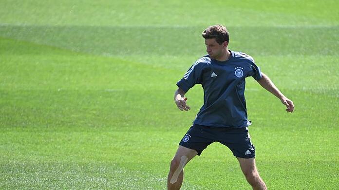 Thomas Müller ist mit der deutschen Nationalmannschaft bereits im EM-Achtelfinale ausgeschieden.