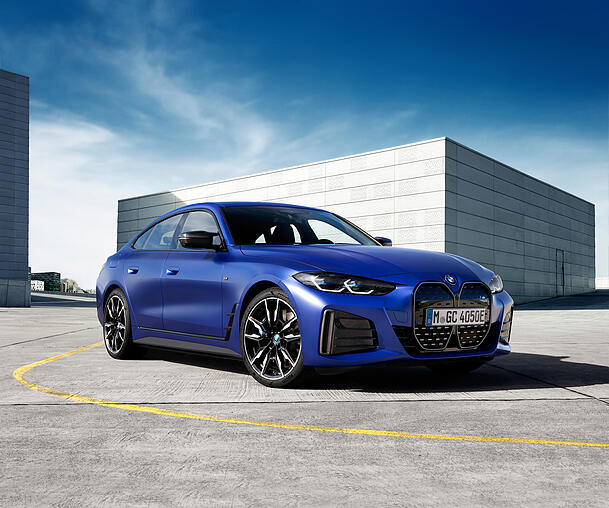 Der vollelektrische BMW i4 M50. Der vollelektrische BMW i4 M50.