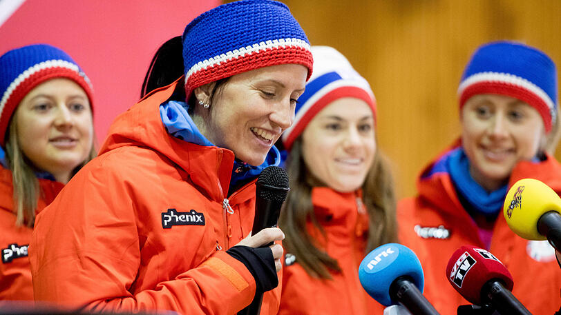 Gute Laune herrscht bei diesen Olympia-Sportlerinnen aus Norwegen.