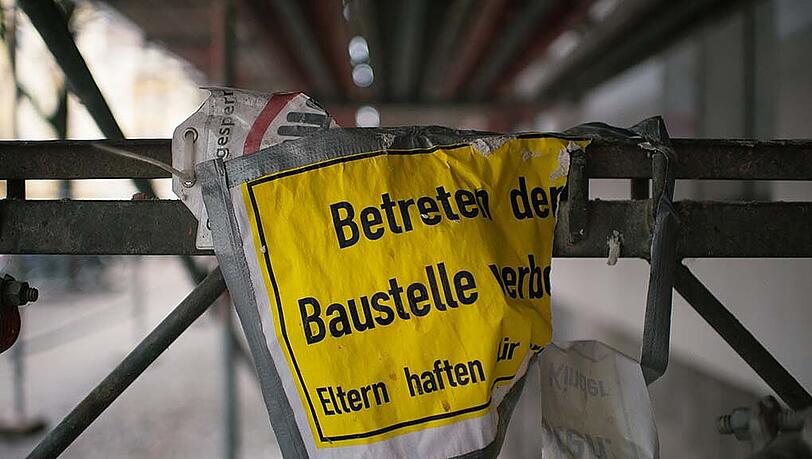 In Trudering kam es zu einem schrecklichen Betriebsunfall auf deiner Baustelle. (Archivbild) In Trudering kam es zu einem schrecklichen Betriebsunfall auf deiner Baustelle. (Archivbild)