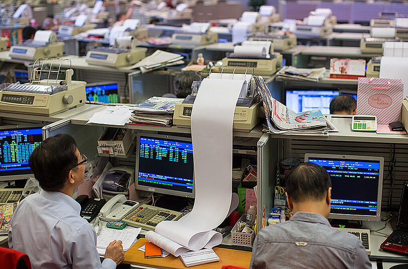 Die Erholung an Chinas Börsen ist vor allem auf massive Stützungsmaßnahmen der Aufsichtsbehörden und der Zentralbank zurückzuführen.