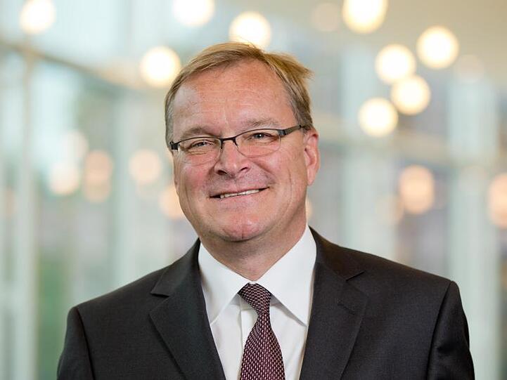 Andreas Starke (SPD) blickt in die Kamera. Foto: picture alliance / dpa/Archivbild