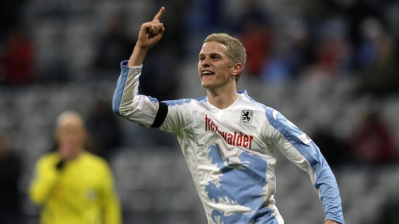 Sven Bender (30), 2002-2009: Sein Zwillingsbruder Sven Bender verließ ebenfalls 2009 die Löwen. Er schloss sich jedoch Borussia Dortmund an und wurde mit den Schwarz-Gelben zweimal deutscher Meister sowie einmal Pokalsieger. Der jüngere der beiden Bender-Brüder absolvierte 2013 sogar die vollen 90 Minuten im Champions-League-Finale gegen den FC Bayern. Inzwischen sind die Zwillinge wieder vereint - Sven Bender wechselte 2017 ebenfalls zu Bayer Leverkusen.