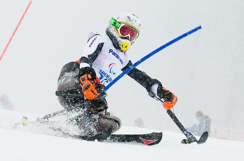 Anna-Lena Forster holte überraschend Gold in der sitzenden Klasse im Slalom.