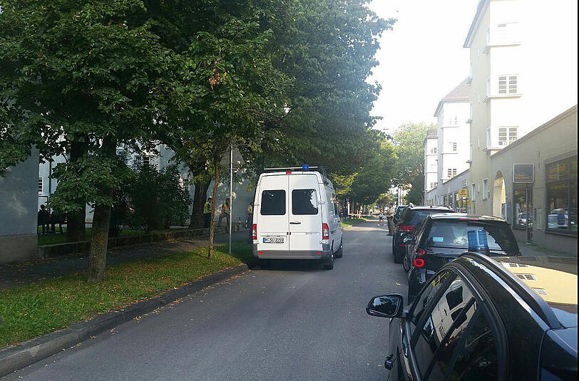 Die Bluttat ereignete sich in der Bayerischzeller Straße, im Herzen von Giesing. Die ersten Bilder vom Tatort.