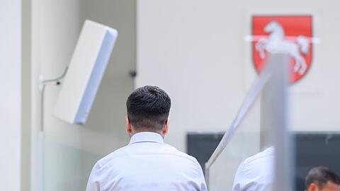 Nach langem Prozess: Staatsanwalt wird wegen Gesch&auml;ften mit einer Drogenbande verurteilt. (Archivbild)