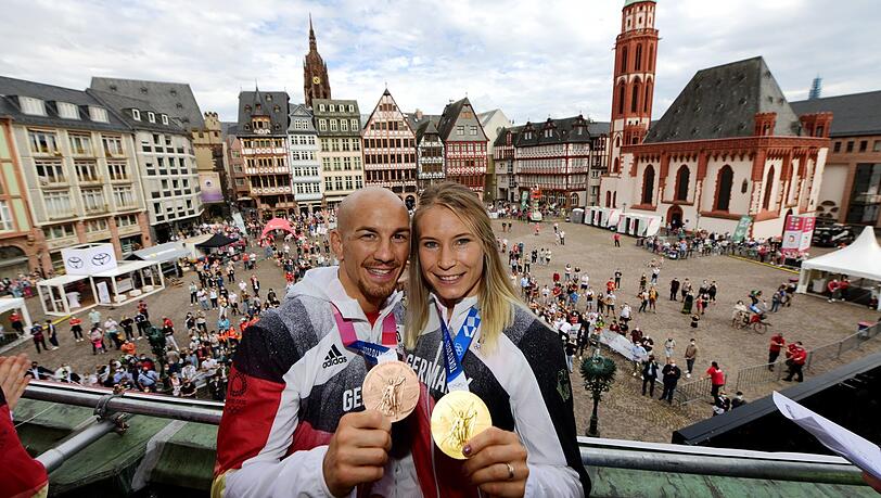 Mit Ringer-Freundin Aline Rotter-Focken: Frank Stäbler. Mit Ringer-Freundin Aline Rotter-Focken: Frank Stäbler.