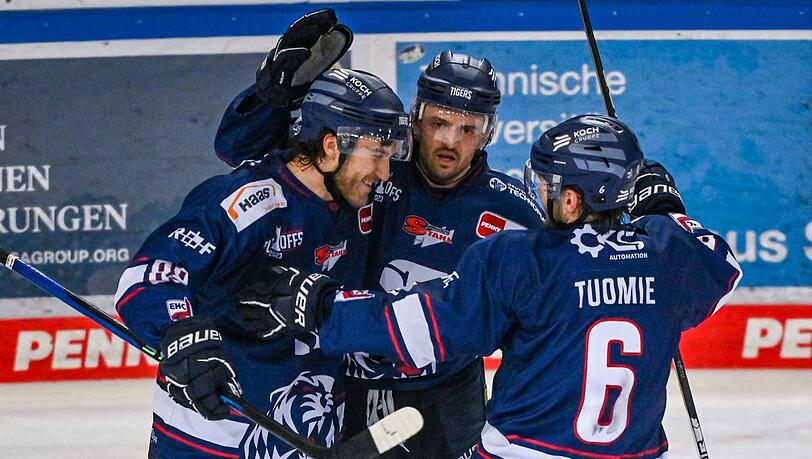 Die Straubing Tigers starteten mit einem Sieg in die Playoffs.