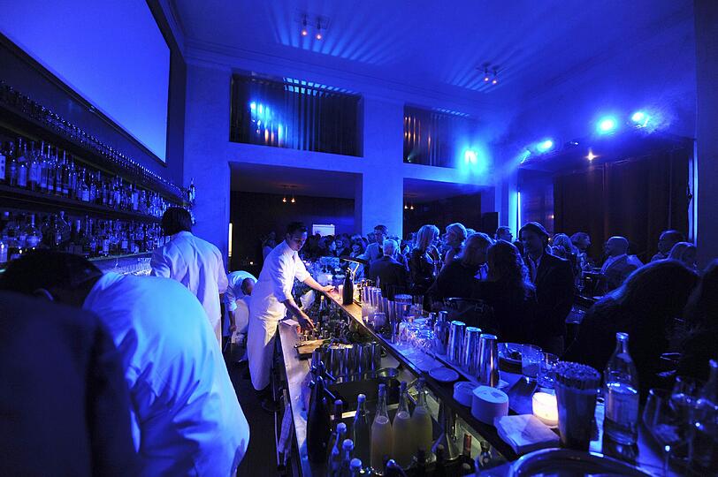 Sehen Sie hier weitere Bilder von Baldessarinis Duft-Premiere "Secret Mission".