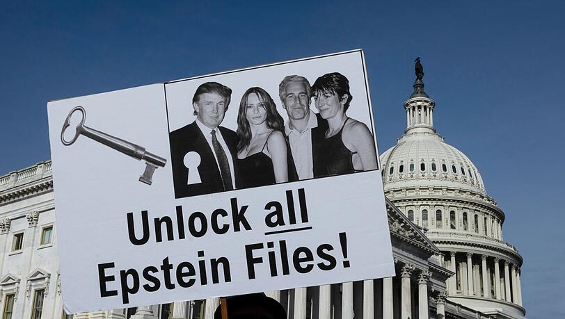 Die Veröffentlichung der Epstein-Akten wird seit langem gefordert - und hat auch Trump unter Druck gesetzt. (Archivbild) Die Veröffentlichung der Epstein-Akten wird seit langem gefordert - und hat auch Trump unter Druck gesetzt. (Archivbild)