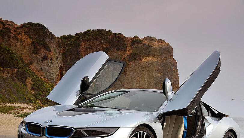 Elektrischer Flügeltürer: BMW i8 Elektrischer Flügeltürer: BMW i8