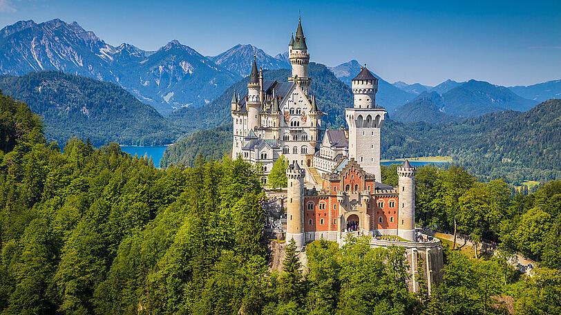 Der bayerischen "Märchenkönig" Ludwig II. ließ das Schloss Neuschwanstein ab 1869 erbauen.