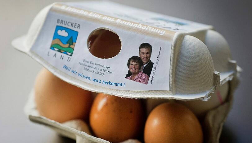 Neben der Nennung woher die Waren stammen, wird neuerdings auch immer öfter die Familie hinter dem Produkt gezeigt. Neben der Nennung woher die Waren stammen, wird neuerdings auch immer öfter die Familie hinter dem Produkt gezeigt.