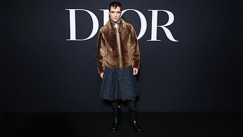 Robert Pattinson legte einen denkwürdigen Auftritt in Paris hin.