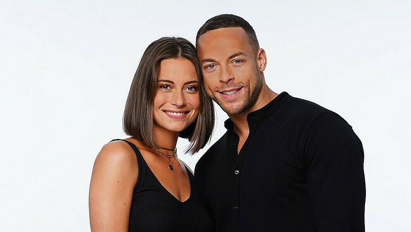 Andrej Mangold und Jennifer "Jenny" Lange lernten sich beim Kuppelformat "Bachelor" kennen und lieben. Andrej Mangold und Jennifer "Jenny" Lange lernten sich beim Kuppelformat "Bachelor" kennen und lieben.
