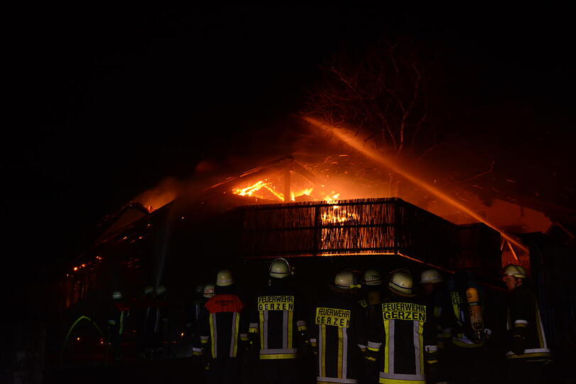 Am frühen Freitagmorgen ist es zu einem Brand in Schalkham im Landkreis Landshut gekommen.