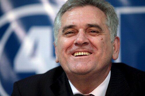 Hat gut Lachen: der serbische Oppositionsführer Tomislav Nikolic