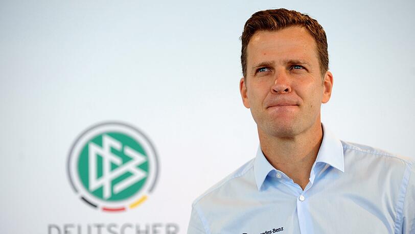 Oliver Bierhoff, Manager der deutschen nationalmannschaft am 3.9. bei der Pressekonferenz des DFB in München. Oliver Bierhoff, Manager der deutschen nationalmannschaft am 3.9. bei der Pressekonferenz des DFB in München.
