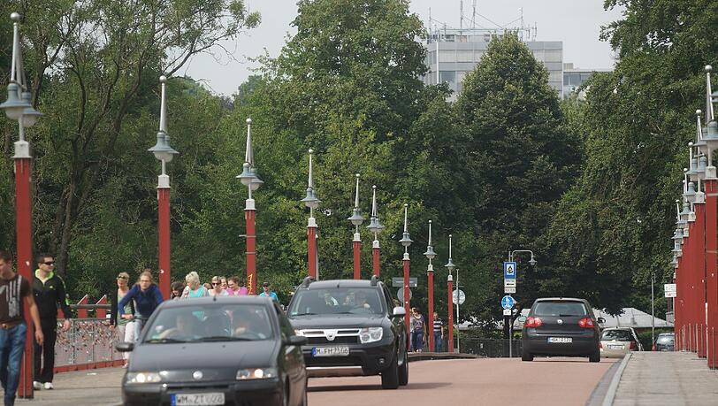 Die Thalkirchner Brücke ist häufig überlastet - aktuell ist sie gesperrt.