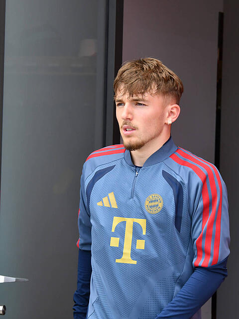 Lennart Karl trainiert wieder an der S&auml;bener Stra&szlig;e. (Archivbild)