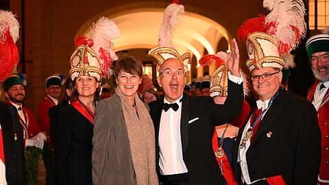 Schauspieler Christoph Maria Herbst kam zusammen mit seiner Frau Gisi zum Ball "Soir&eacute;e M&uuml;nchner Leben".