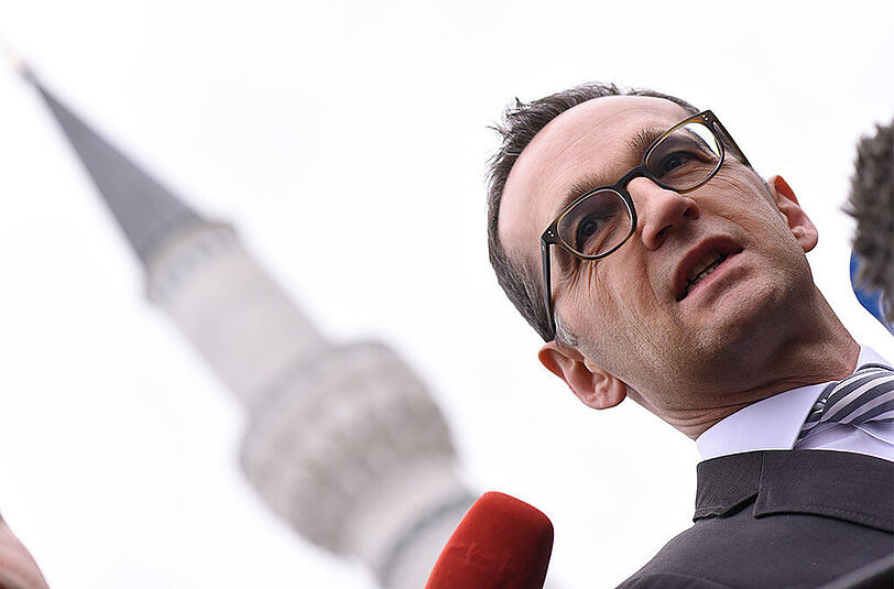 Bundesjustizminister Heiko Maas möchte ein neues Gesetz verabschieden, welches Islamisten bestrafen soll, die in Krisengebiete ausreisen wollen.