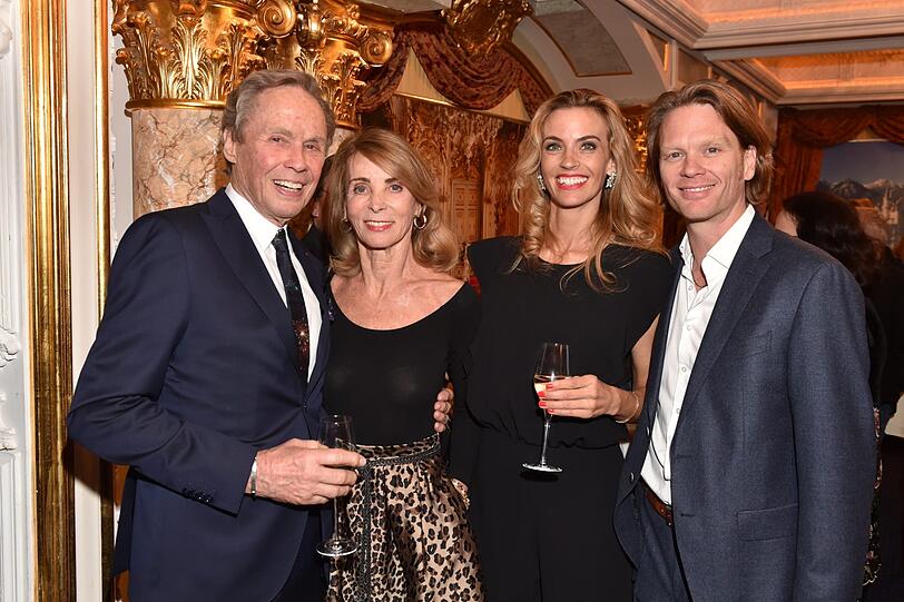 Peter Kraus mit Frau Ingrid und Sohn Mike mit Frau Constanze