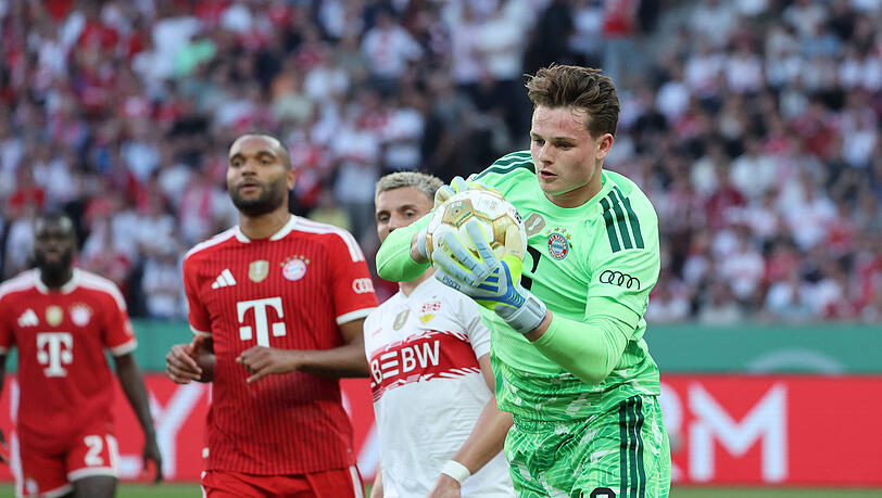 Vertrat Manuel Neuer im Pokalfinale: Jonas Urbig. Vertrat Manuel Neuer im Pokalfinale: Jonas Urbig.