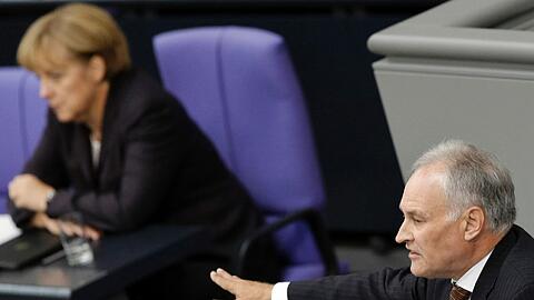 Breitseite gegen Kanzlerín Angela Merkel: CSU-Politiker Erwin Huber