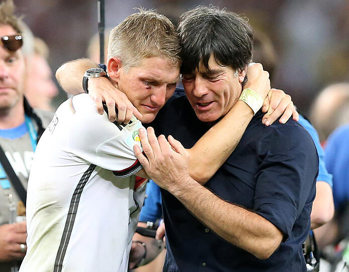 Joachim Löw begrüßt den Wechsel von DFB-Kapitän Schweinsteiger.