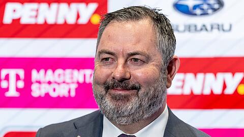 EHC-Manager Christian Winkler.
