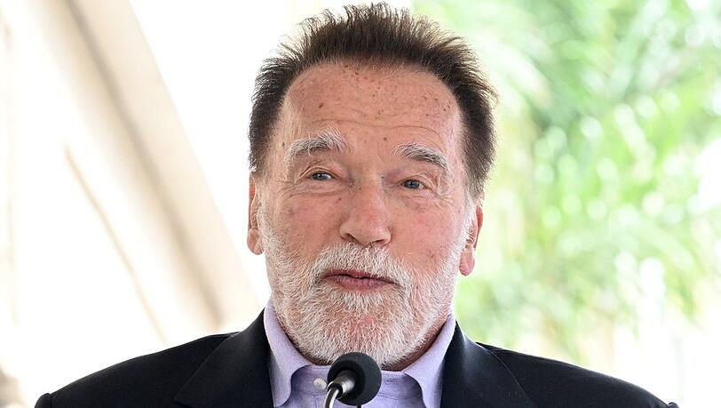 Arnold Schwarzenegger hat schon ein offenbar ähnliches Buch veröffentlicht. Arnold Schwarzenegger hat schon ein offenbar ähnliches Buch veröffentlicht.