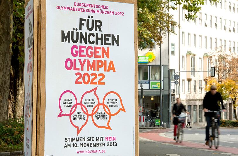 Ein Plakat von Olympiagegnern mit dem Motto «Für München - Gegen Olympia 2022».