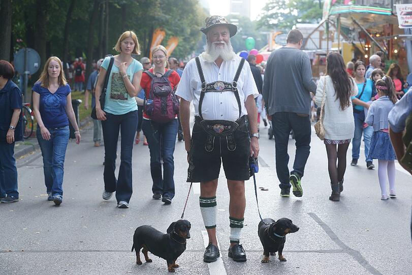 Die besten Bilder vom Isarinselfest 2014 am Samstag.