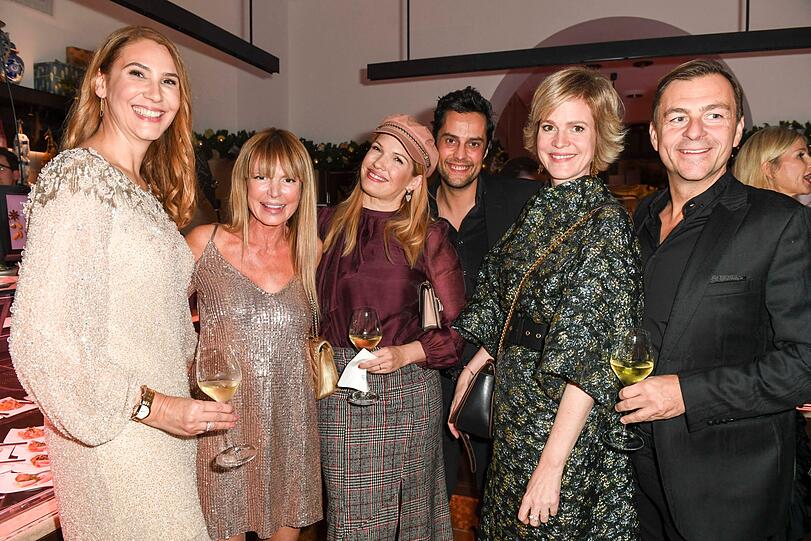 Sunny Randlkofer, Casha Kellermann, Jessica Libbertz, Roman Libbertz, Minzi zu Hohenlohe, Guido Kellermann.