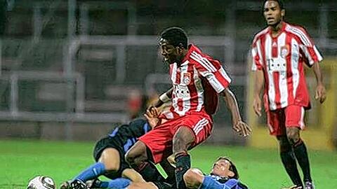 David Alaba (Mitte) war erst 16, als der FC Bayern ihn verpflichtete. Sein Landsmann Ylli Sallahi ist nun nicht älter.