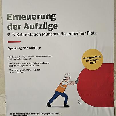 "Fertigstellung Dezember 2025" verspricht ein Aushang am Bahnhof. Das wird allerdings nicht klappen. "Fertigstellung Dezember 2025" verspricht ein Aushang am Bahnhof. Das wird allerdings nicht klappen.