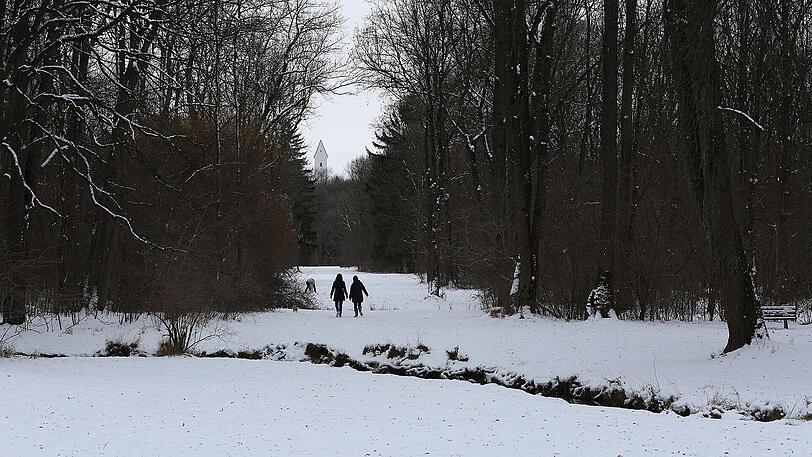 AZ-Fotograf Sigi Müller war am Donnerstag im verschneiten Englischen Garten unterwegs. Die Bilder.