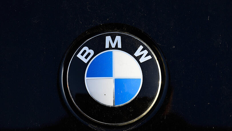 Das alte BMW-Logo wird in der digitalen Welt ab sofort nicht mehr zu sehen sein.
