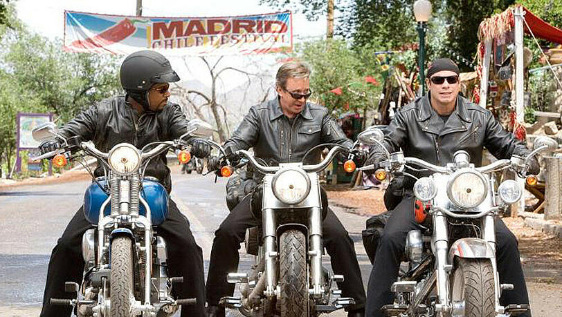 "Born to be wild" - Bobby (Martin Lawrence), Doug (Tim Allen), Woody (John Travolta, v.l.n.r.) als wilde Biker "Born to be wild" - Bobby (Martin Lawrence), Doug (Tim Allen), Woody (John Travolta, v.l.n.r.) als wilde Biker
