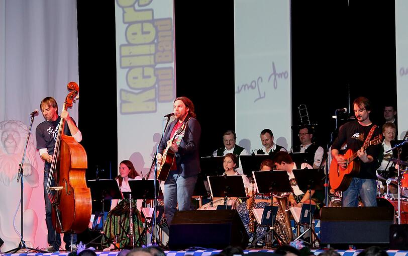 Fonsis Starkbieranstich 2013 im Löwenbräukeller - Die besten Bilder