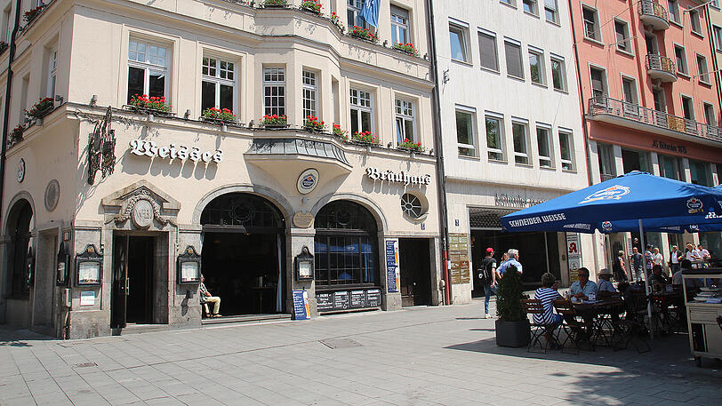 Schneider Bräuhaus: 4,18 Euro. Bier: Schneider Weisse.